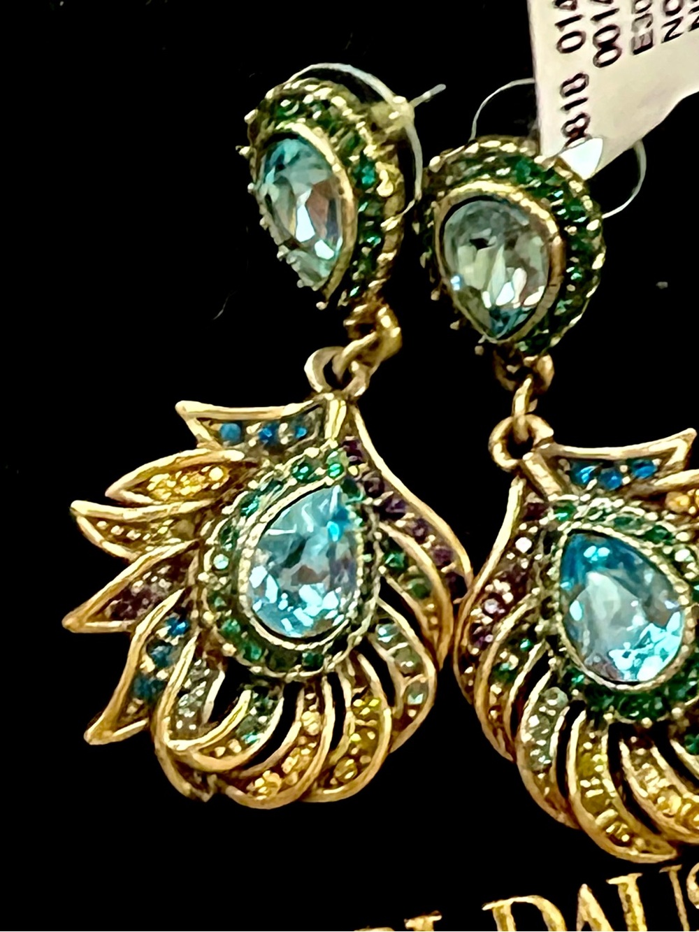 NWT Heidi Daus Pretty As A Peacock Crystal Feather Earrings - Picture 2 of 16